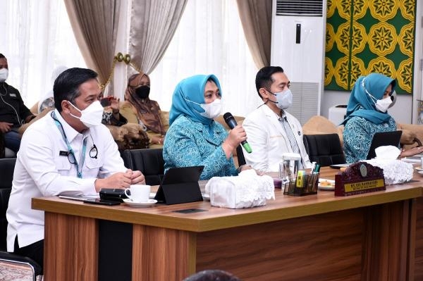 Ketua TP PKK Sumut Nawal Lubis Ajak Ibu Hamil untuk Vaksinasi Covid-19